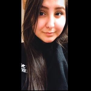 Meet your Posher, Carina